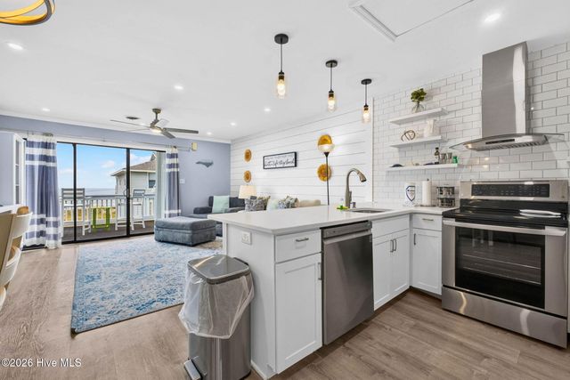 600 Carolina Beach Avenue S 3d, Carolina Beach, NC 28428