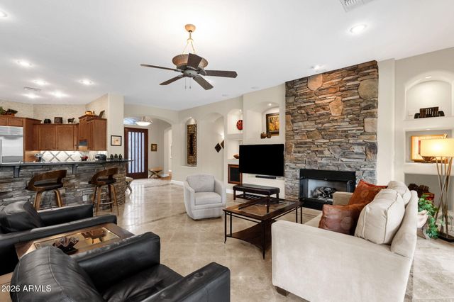 4576 E CAVALRY Drive, Gilbert, AZ 85297