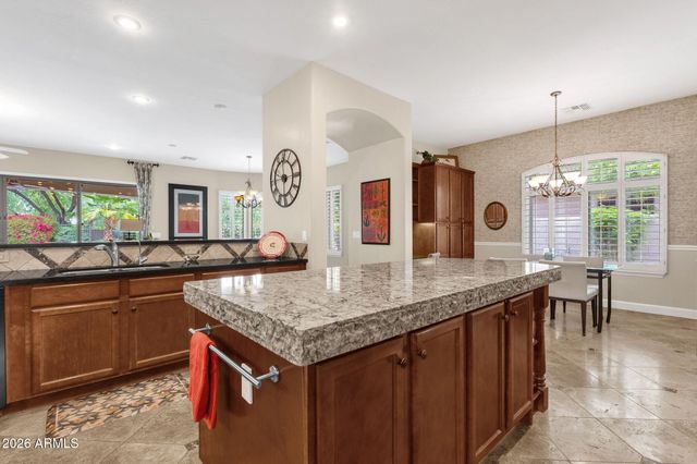 4576 E CAVALRY Drive, Gilbert, AZ 85297