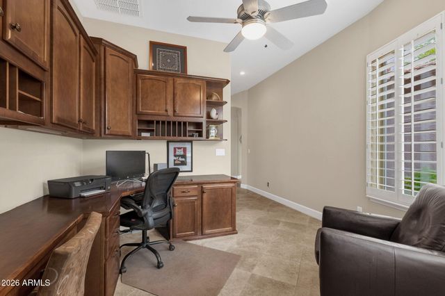 4576 E CAVALRY Drive, Gilbert, AZ 85297