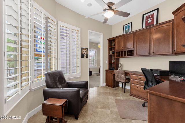 4576 E CAVALRY Drive, Gilbert, AZ 85297