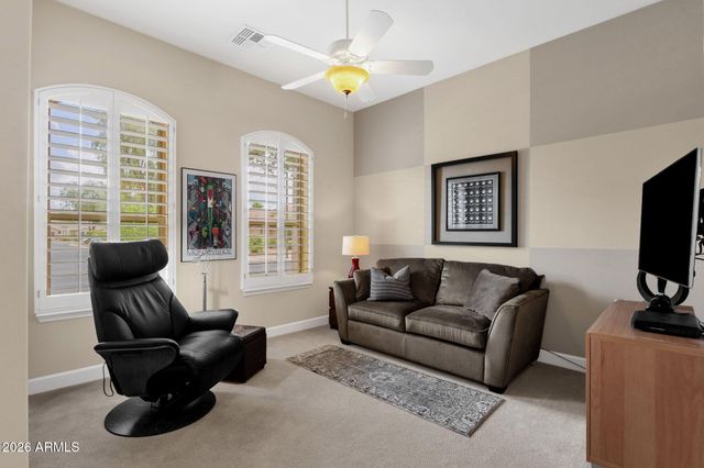 4576 E CAVALRY Drive, Gilbert, AZ 85297