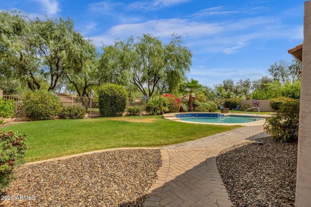 4576 E CAVALRY Drive, Gilbert, AZ 85297