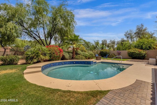 4576 E CAVALRY Drive, Gilbert, AZ 85297