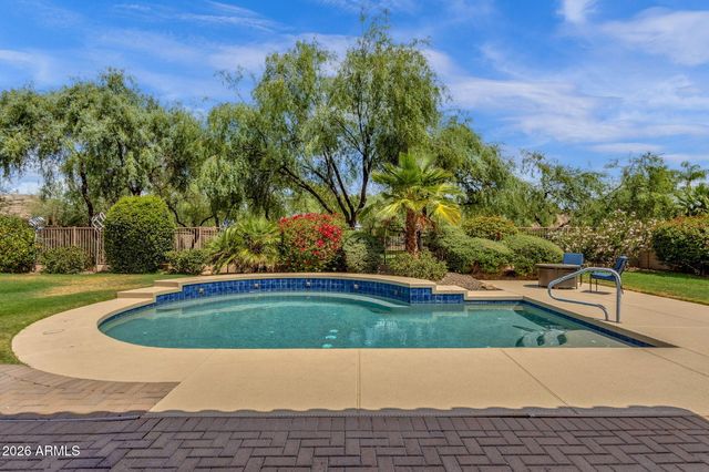 4576 E CAVALRY Drive, Gilbert, AZ 85297