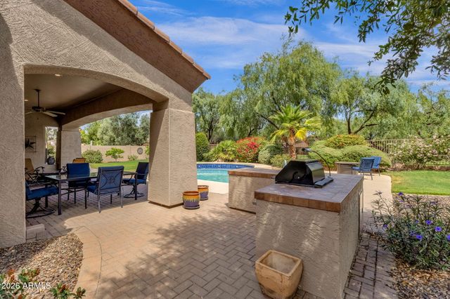 4576 E CAVALRY Drive, Gilbert, AZ 85297