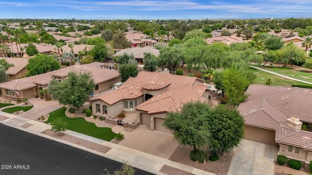 4576 E CAVALRY Drive, Gilbert, AZ 85297