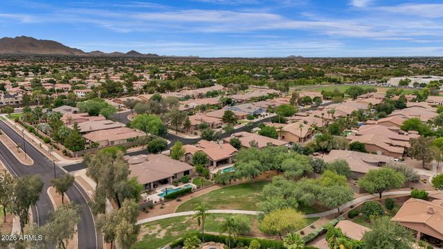 4576 E CAVALRY Drive, Gilbert, AZ 85297