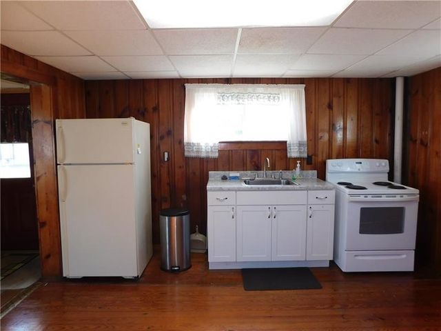 209 Euclid Avenue, Port Marion, PA 15474