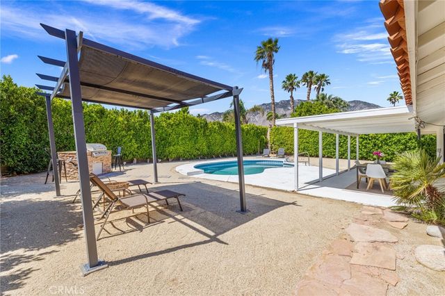 1489 E Francis Drive, Palm Springs, CA 92262
