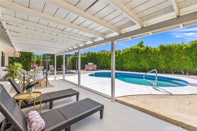 1489 E Francis Drive, Palm Springs, CA 92262