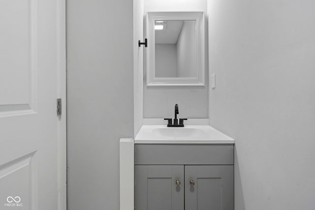 105 N Sheffield Avenue, Indianapolis, IN 46222