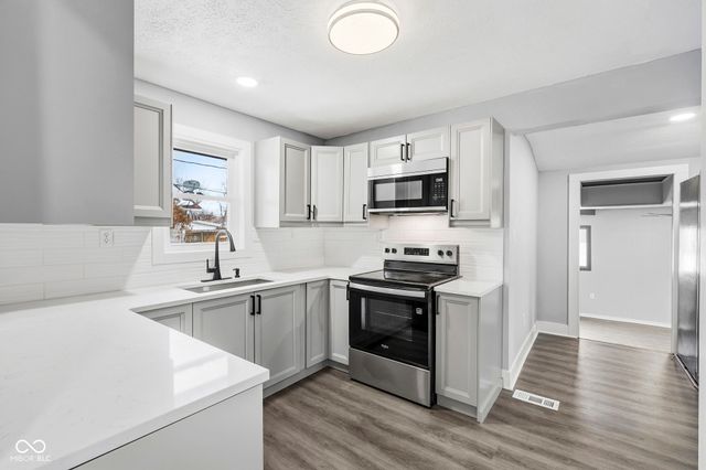 105 N Sheffield Avenue, Indianapolis, IN 46222