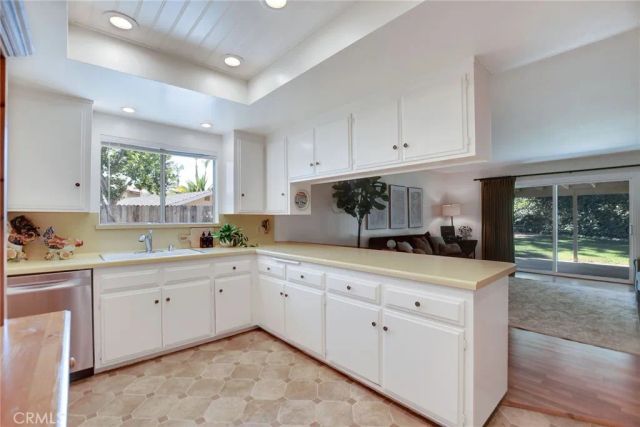 437 N Marcile Avenue, Glendora, CA 91741