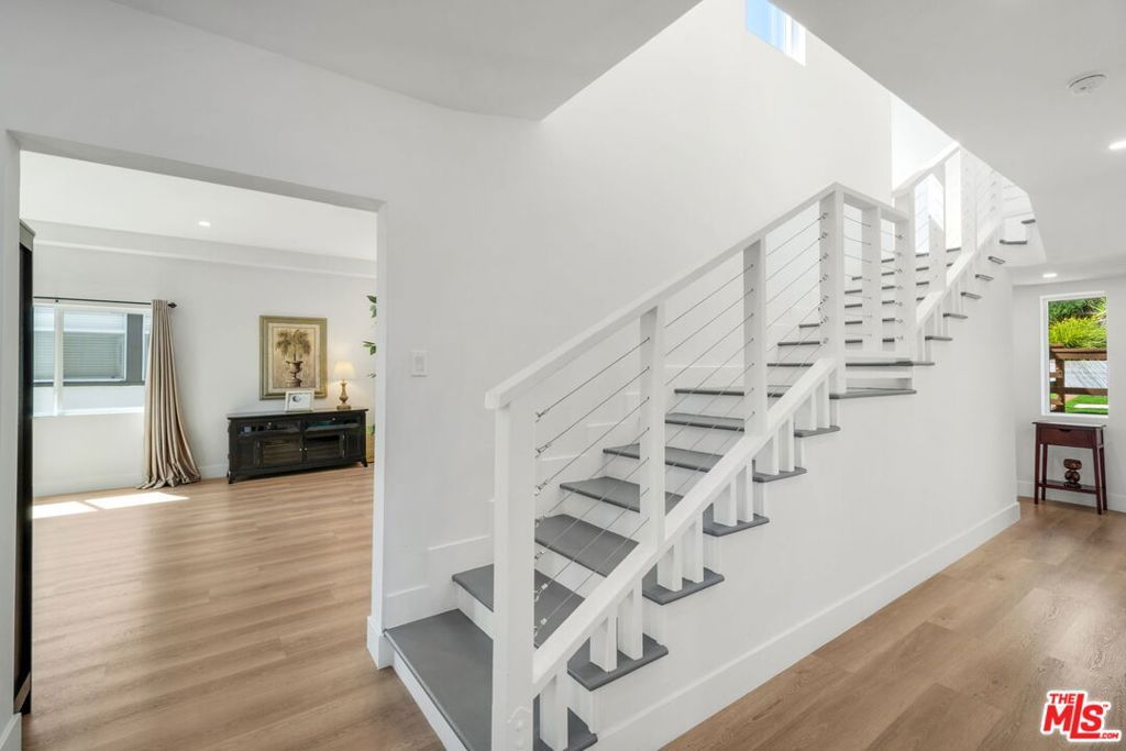 Image 10 of property listing at 4261 Palmero Boulevard, Los Angeles, CA 90008