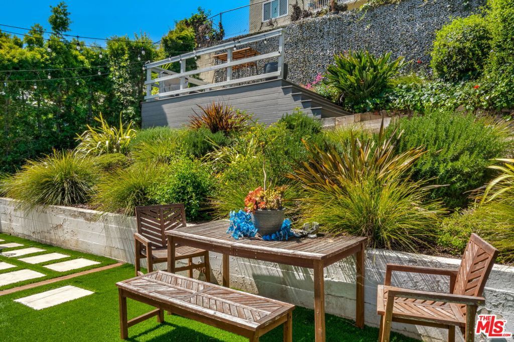 Image 47 of property listing at 4261 Palmero Boulevard, Los Angeles, CA 90008
