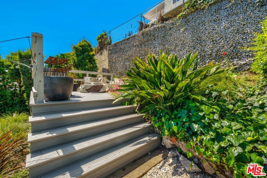 Image 49 of property listing at 4261 Palmero Boulevard, Los Angeles, CA 90008