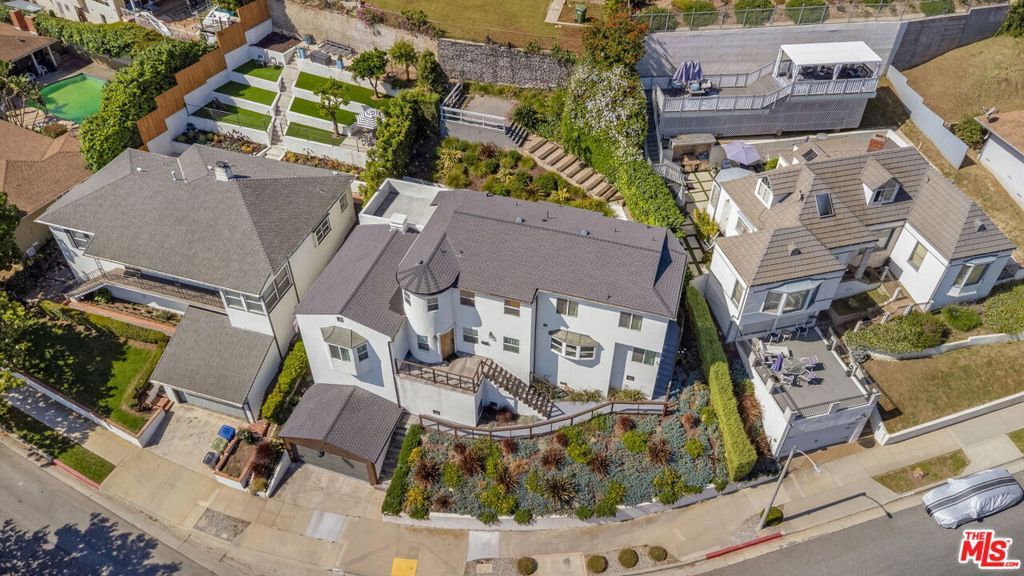 Image 70 of property listing at 4261 Palmero Boulevard, Los Angeles, CA 90008