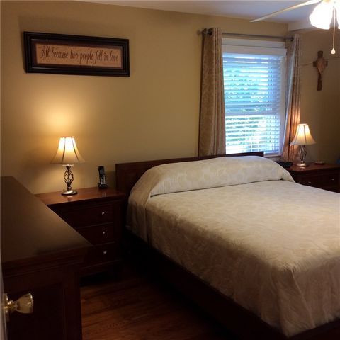 18 Mellon Road, Warwick, RI 02889