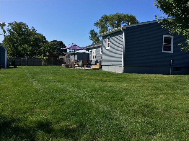 18 Mellon Road, Warwick, RI 02889