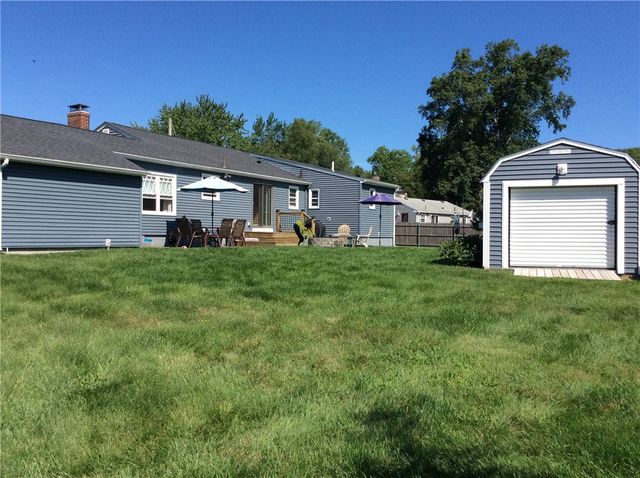 18 Mellon Road, Warwick, RI 02889