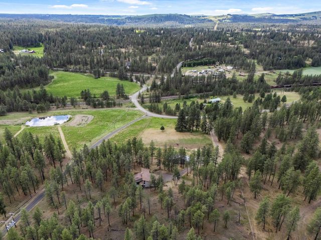 13607 S Goss Rd, Cheney, WA 99004