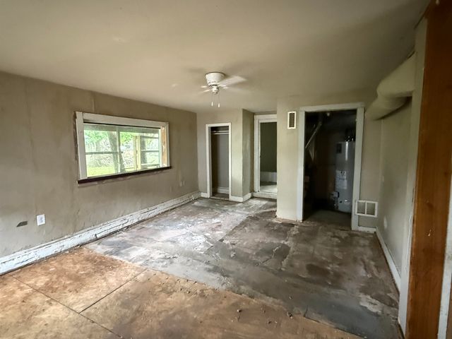 4521 W Newell Ave, Wichita, KS 67212