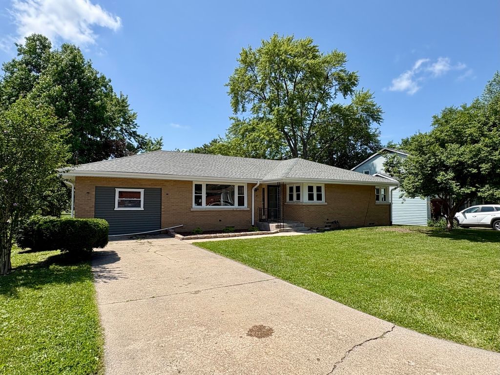 1740 E Duane Boulevard, Kankakee, IL 60901