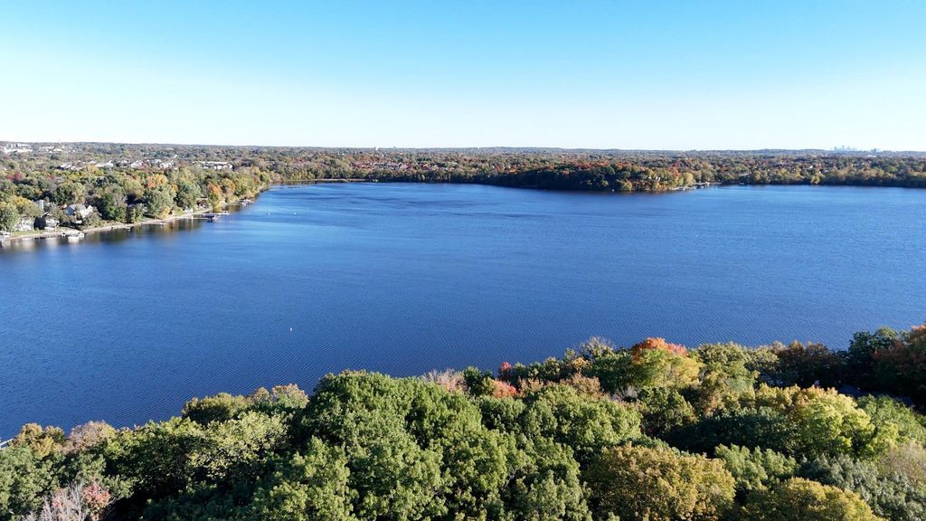 0000 Eastwood Court, Chanhassen, MN 55317