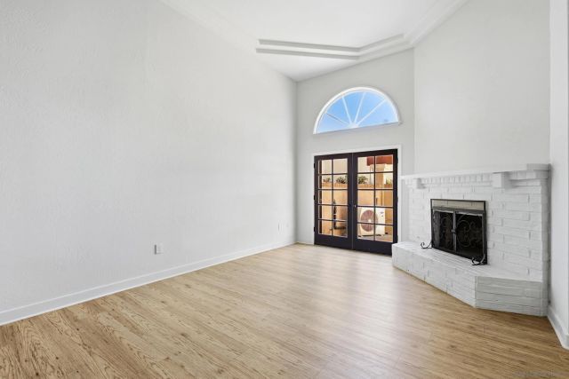 2565 Navarra Dr B, Carlsbad, CA 92009