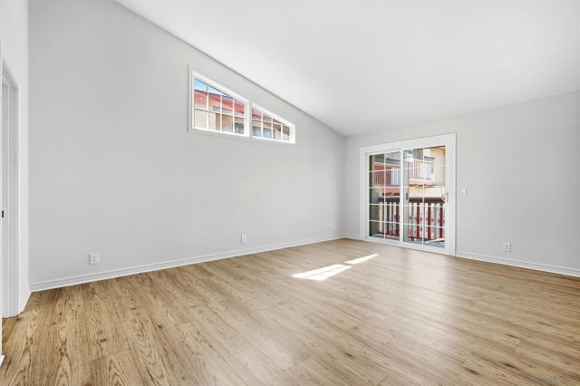 2565 Navarra Dr B, Carlsbad, CA 92009