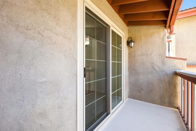 2565 Navarra Dr B, Carlsbad, CA 92009