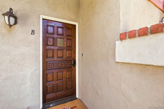 2565 Navarra Dr B, Carlsbad, CA 92009