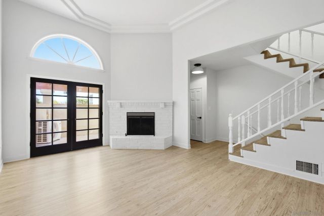 2565 Navarra Dr B, Carlsbad, CA 92009