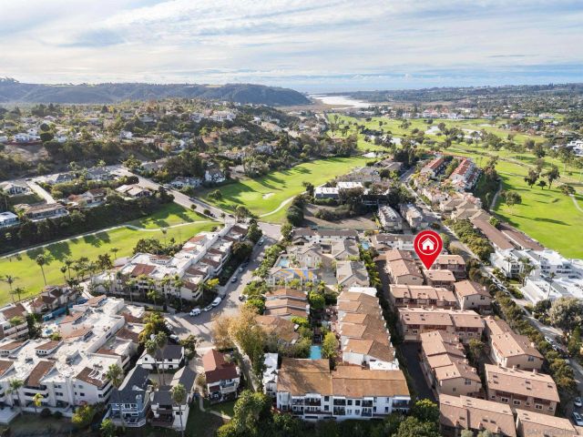 2565 Navarra Dr B, Carlsbad, CA 92009