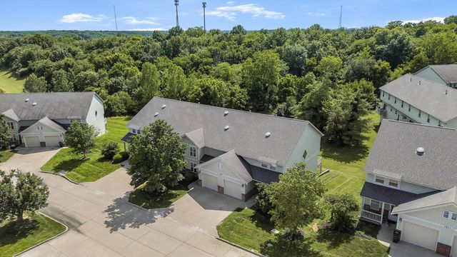 1509 SPIROS DR B, Columbia, MO 65202