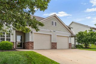 1509 SPIROS DR B, Columbia, MO 65202