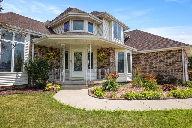 4906 Cardinal Court, Schererville, IN 46375