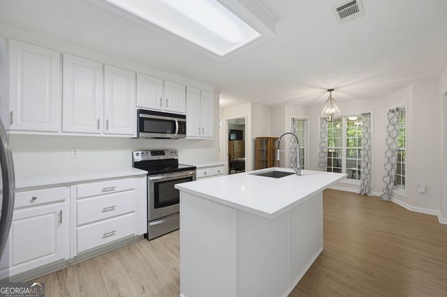 1628 Amalie Drive, Statham, GA 30666