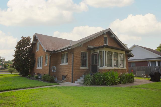 400 N 16th Street, Paducah, KY 42001