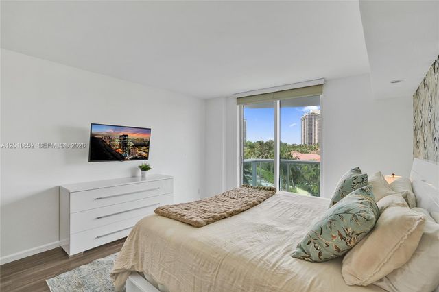 19370 Collins Ave 426, Sunny Isles Beach, FL 33160