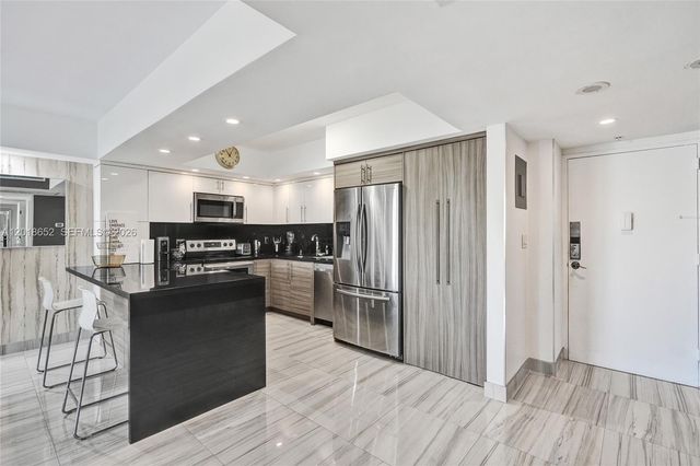 19370 Collins Ave 426, Sunny Isles Beach, FL 33160