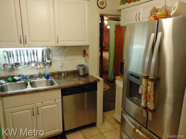 9606 Whitcomb Street, Detroit, MI 48227