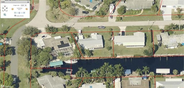 1712 Club House RD, North Fort Myers, FL 33917