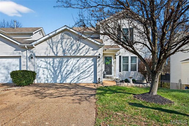 507 Donna Marie Drive 2047B, Wentzville, MO 63385
