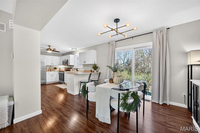 507 Donna Marie Drive 2047B, Wentzville, MO 63385