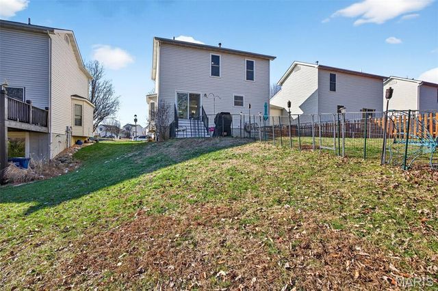 507 Donna Marie Drive 2047B, Wentzville, MO 63385