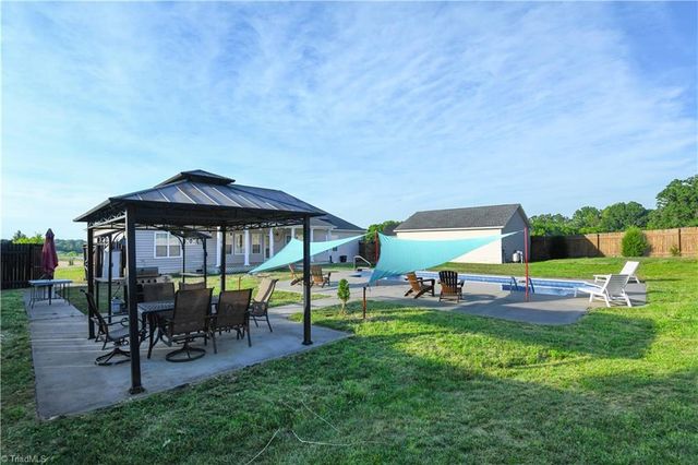 2946 US Highway 158, Mocksville, NC 27028