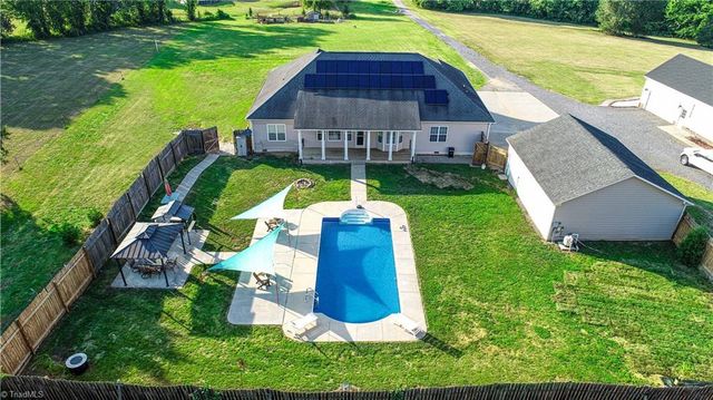 2946 US Highway 158, Mocksville, NC 27028