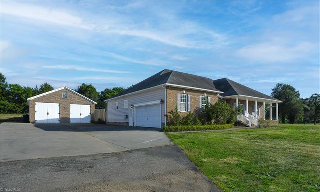 2946 US Highway 158, Mocksville, NC 27028
